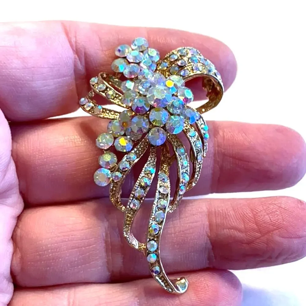 Romantic gold & white rhinestones brooch vintage look pin delicate ornate